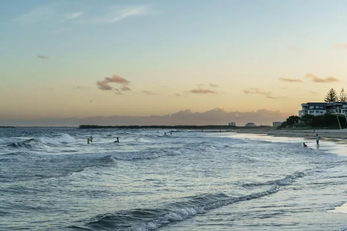 Kings Beach Coastal Getaway, Bring The Dog! Caloundra 0*,  Australia