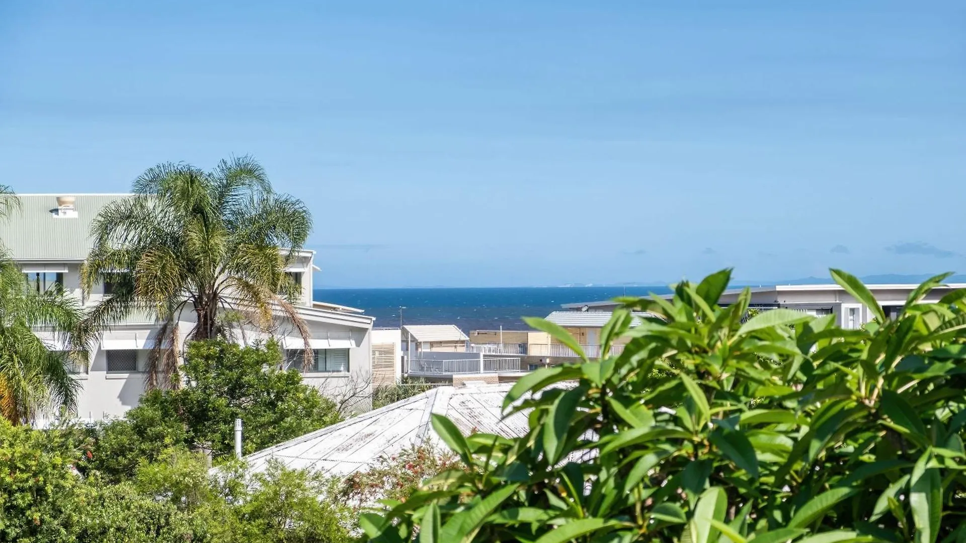 Holiday home Kings Beach Coastal Getaway, Bring The Dog! Caloundra