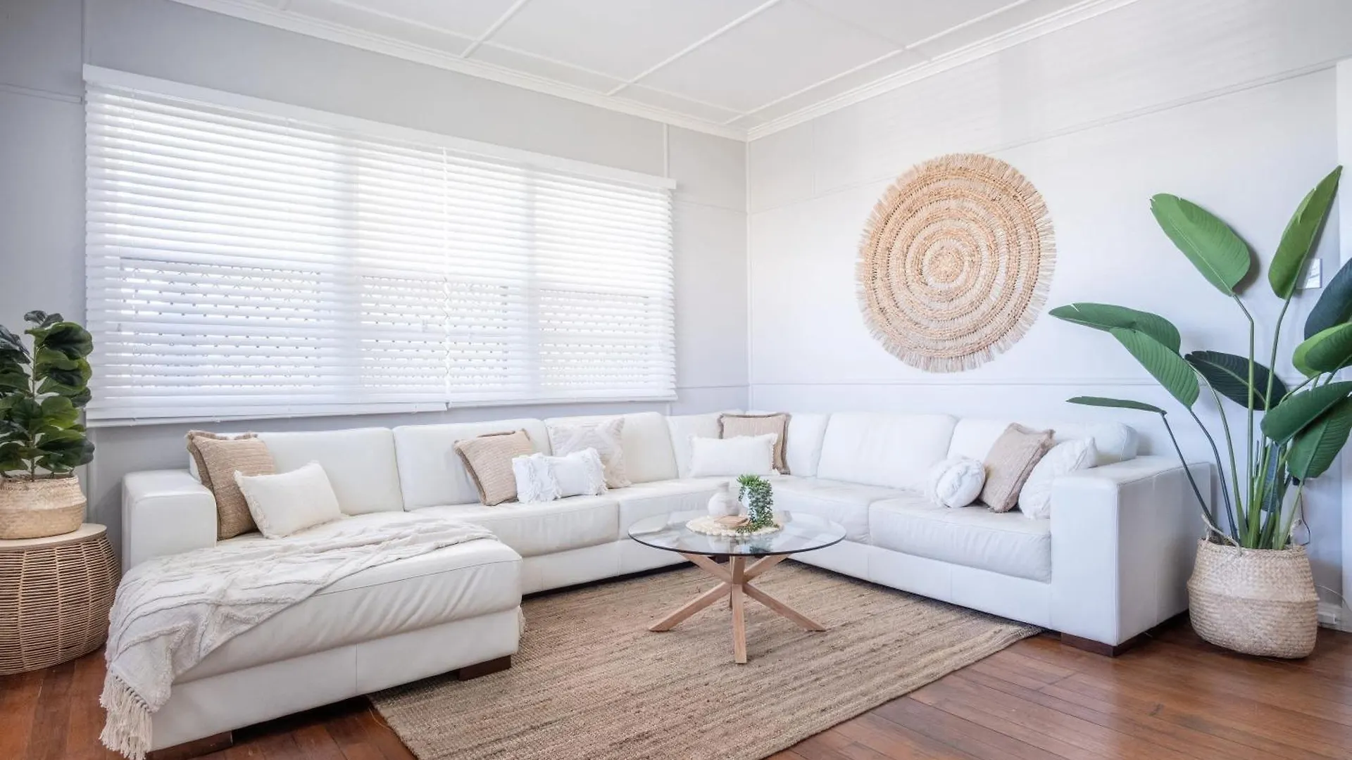 Kings Beach Coastal Getaway, Bring The Dog! Caloundra